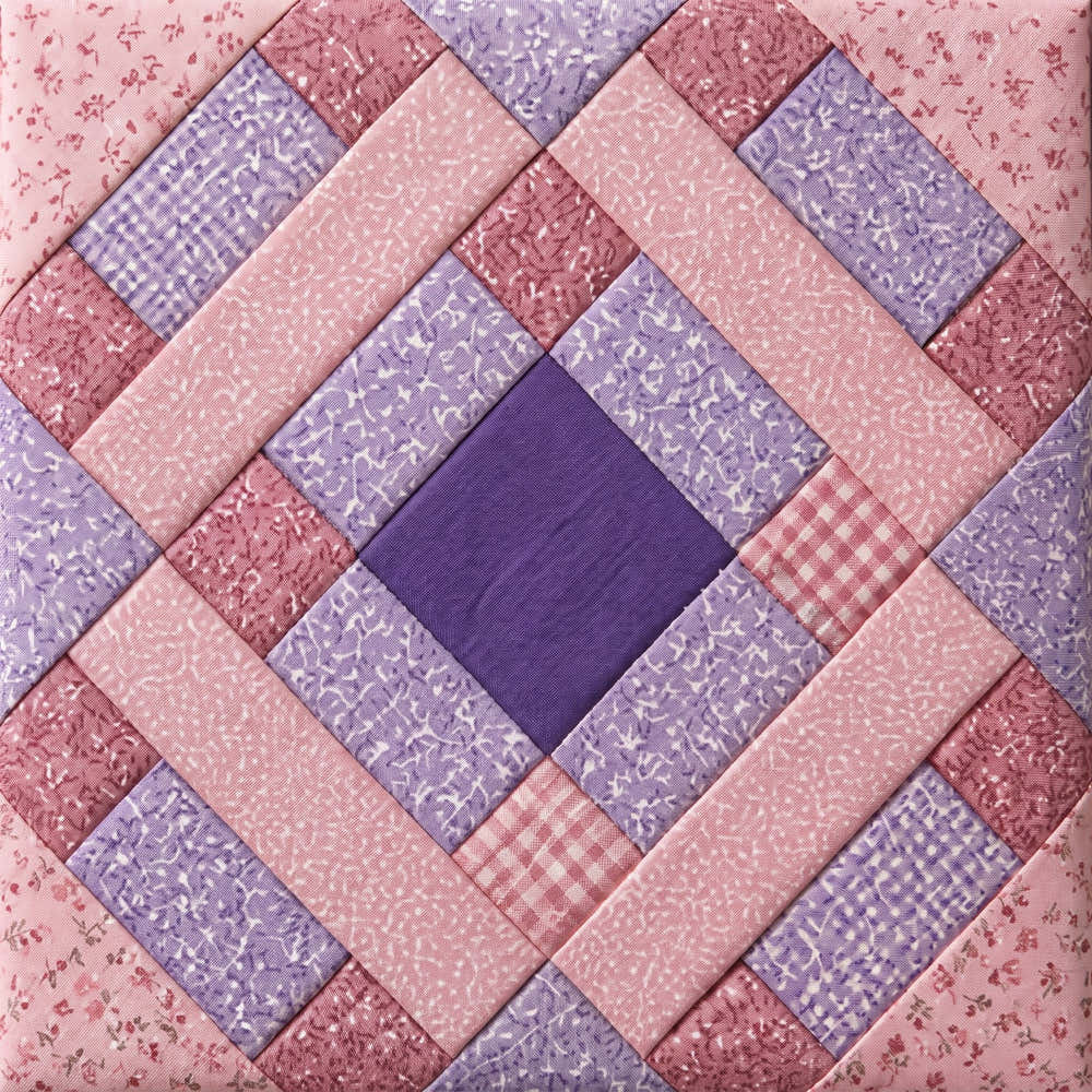 Diamond Quilt – No-Sew Fabric Art Kit