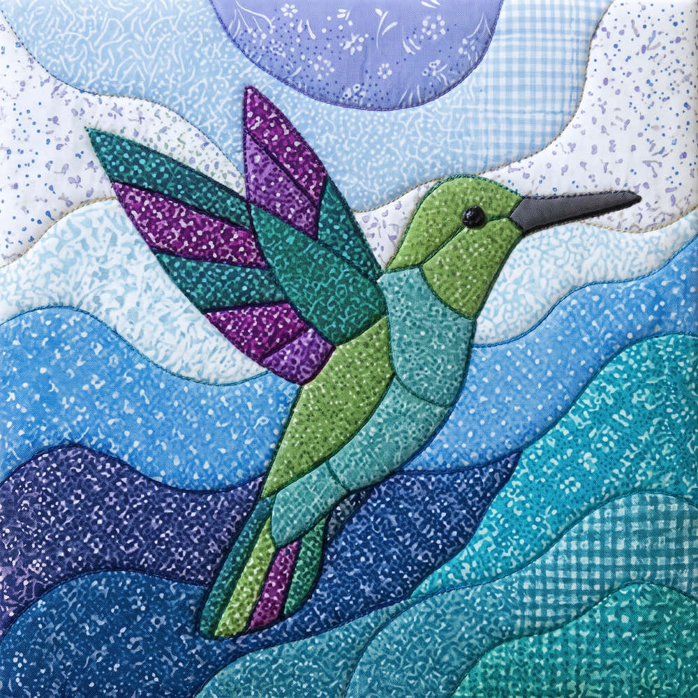 Emerald Hummingbird – No-Sew Fabric Art Kit