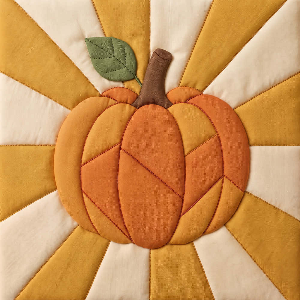 Sunburst Pumpkin – No-Sew Fabric Art Kit